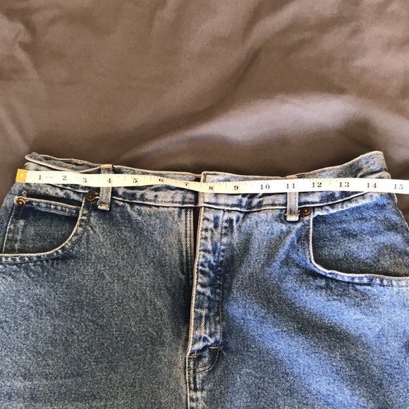 Denim Guess Skirt- Vintage - Picture 8 of 11